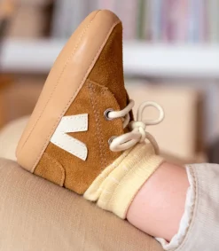 BABY SUEDE CAMEL PIERRE><noscript><img data-lazyloaded=