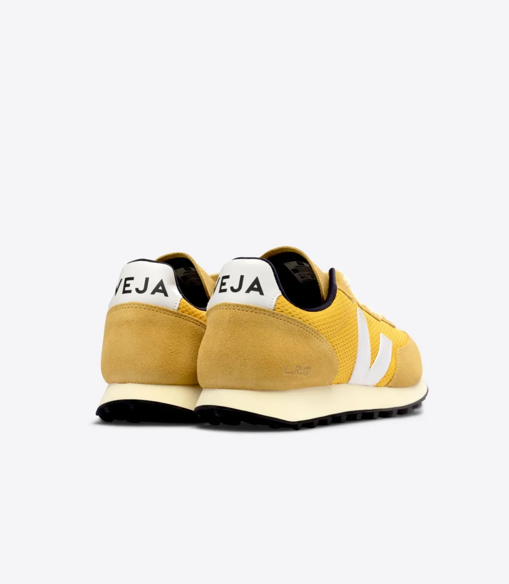 RIO BRANCO ALVEOMESH OURO WHITE>VEJA Online