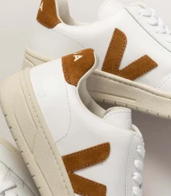 V-12 LEATHER WHITE CAMEL><noscript><img data-lazyloaded=