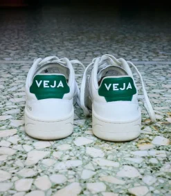 V-90 LEATHER WHITE GOLF><noscript><img data-lazyloaded=