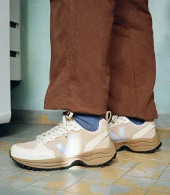 VENTURI SUEDE ALMOND SWAN><noscript><img data-lazyloaded=