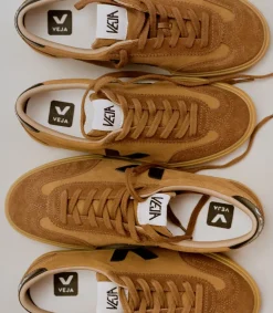 VOLLEY SUEDE CAMEL BLACK><noscript><img data-lazyloaded=